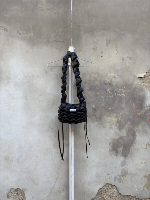 cloud bag velikost S horizontal - black