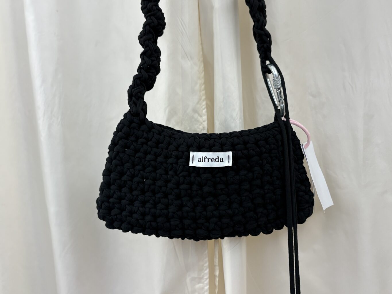 alfreda 2v1 velikost S - black