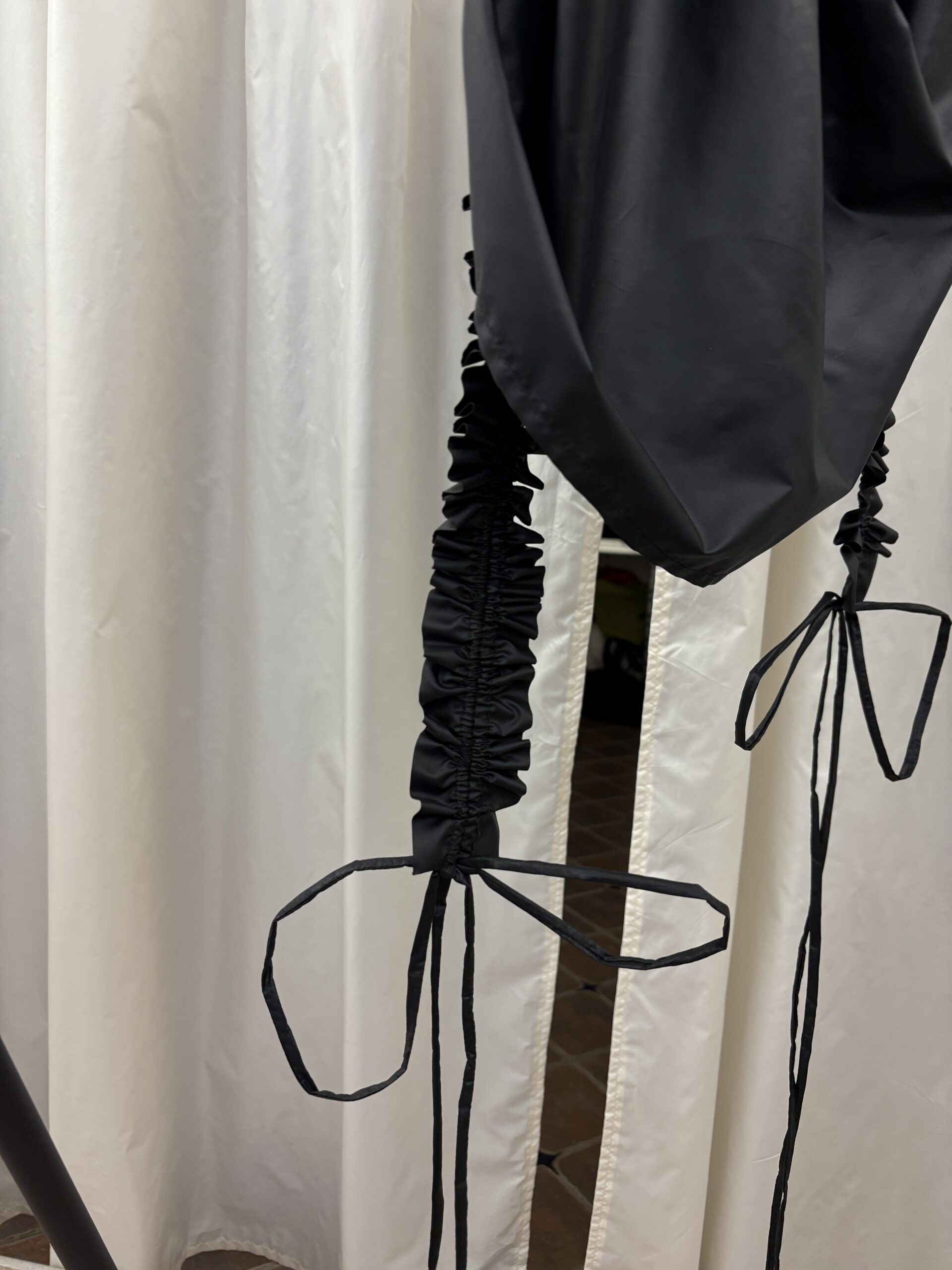 šusťákový audre TOP black - Obrázek 7