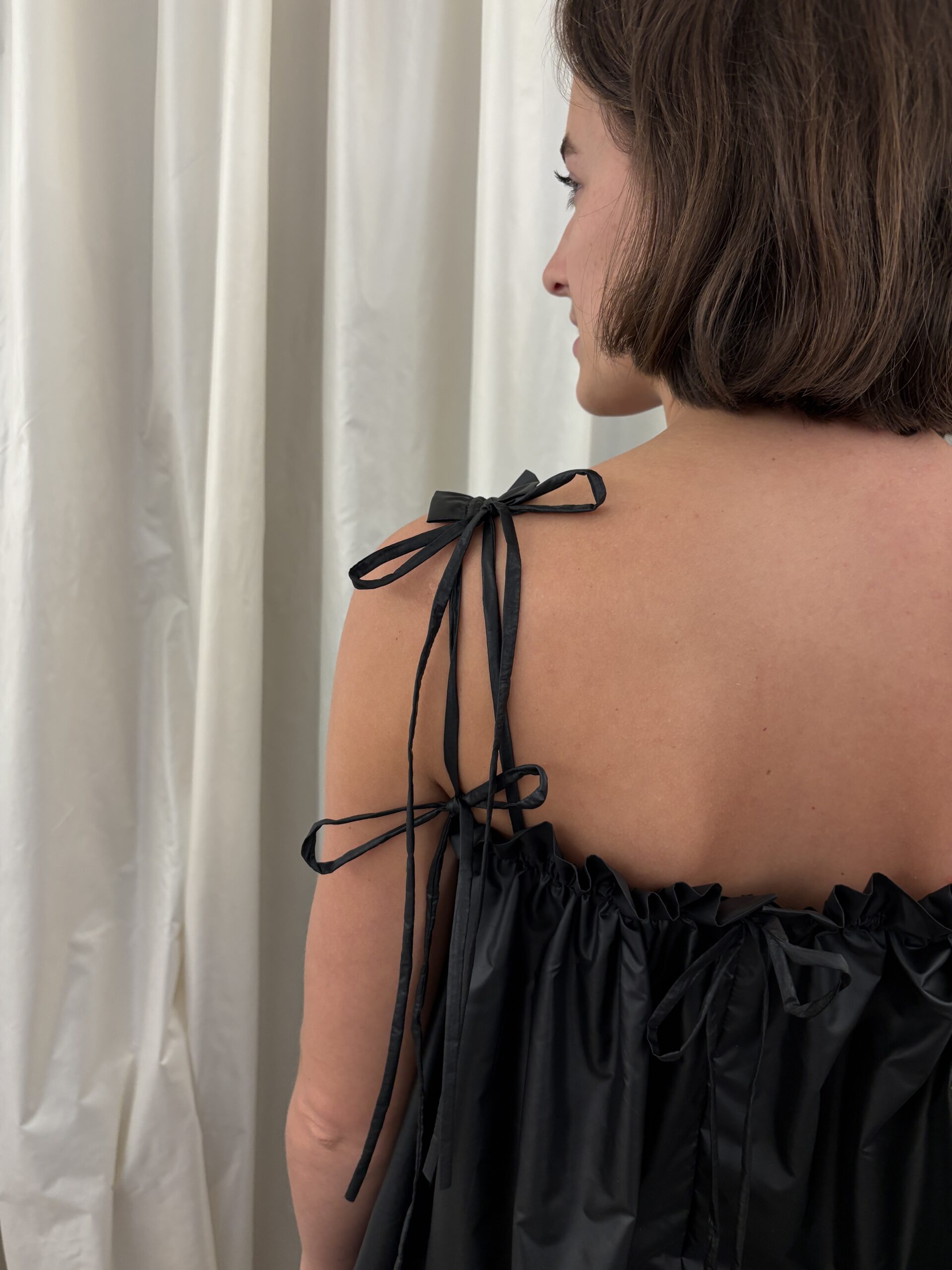 šusťákový audre TOP black - Obrázek 5