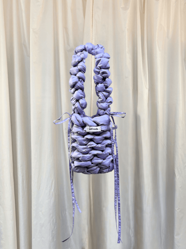 cloud bag velikost S vertical lila