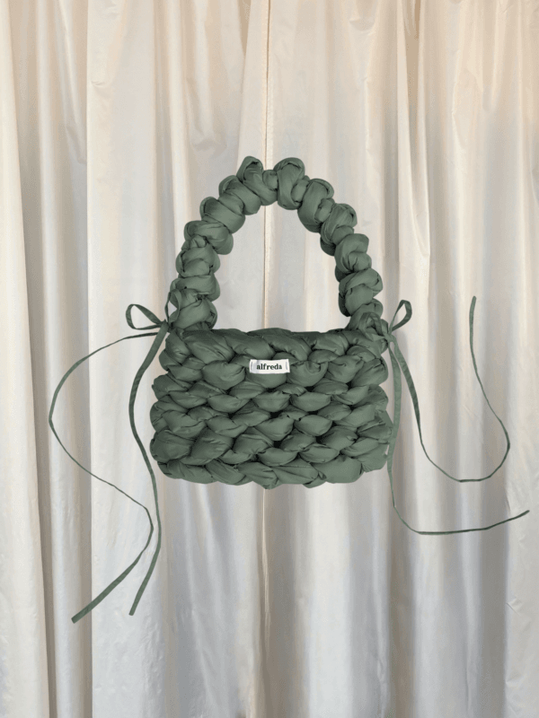 cloud bag velikost M - sage