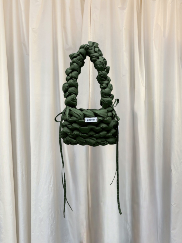 cloud bag velikost S horizontal - khaki